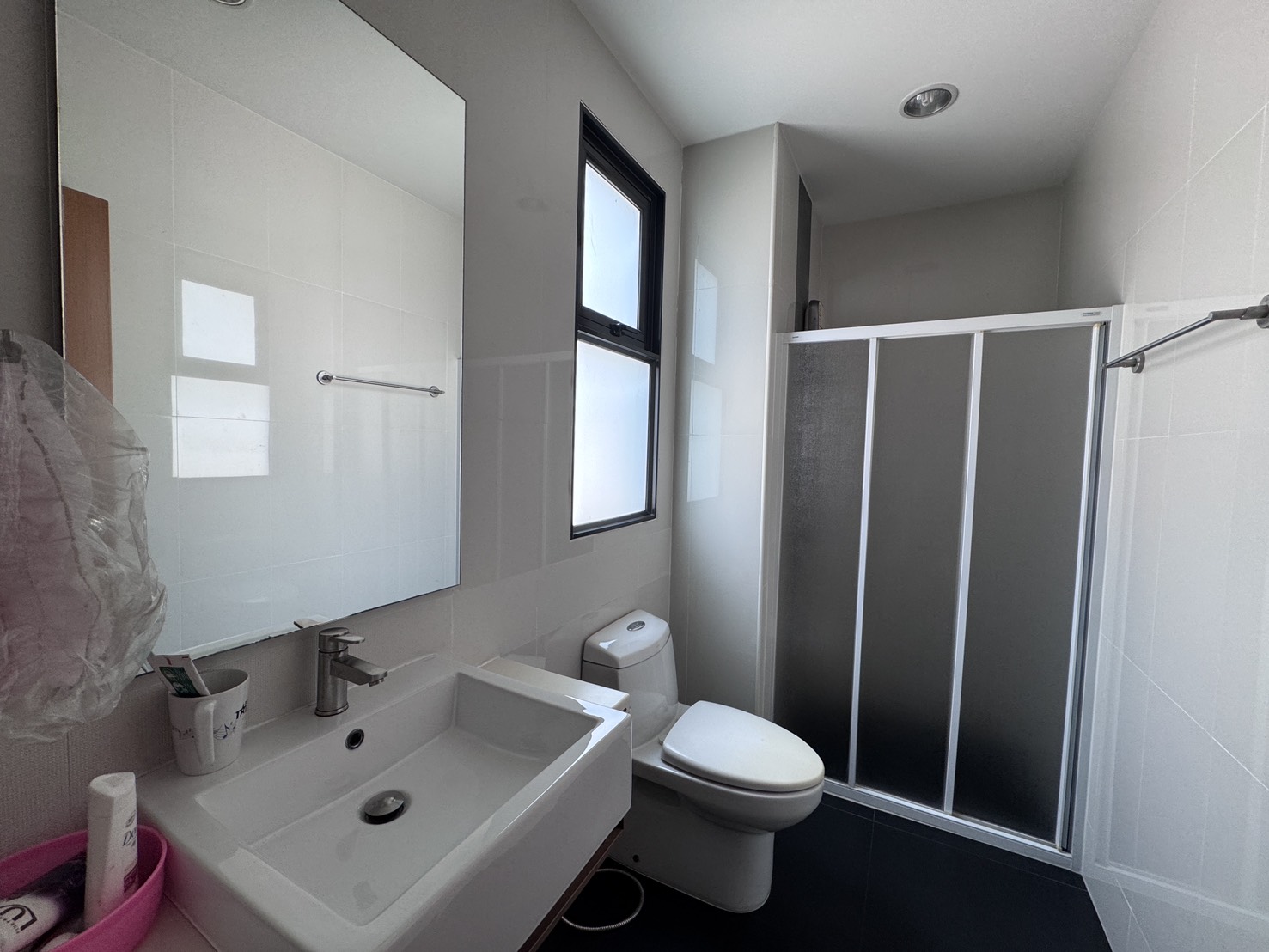 Home Office LM000774