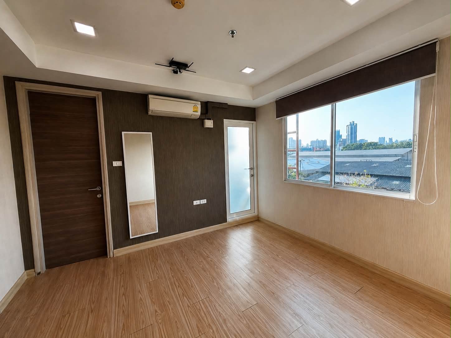 Home Office LM000802