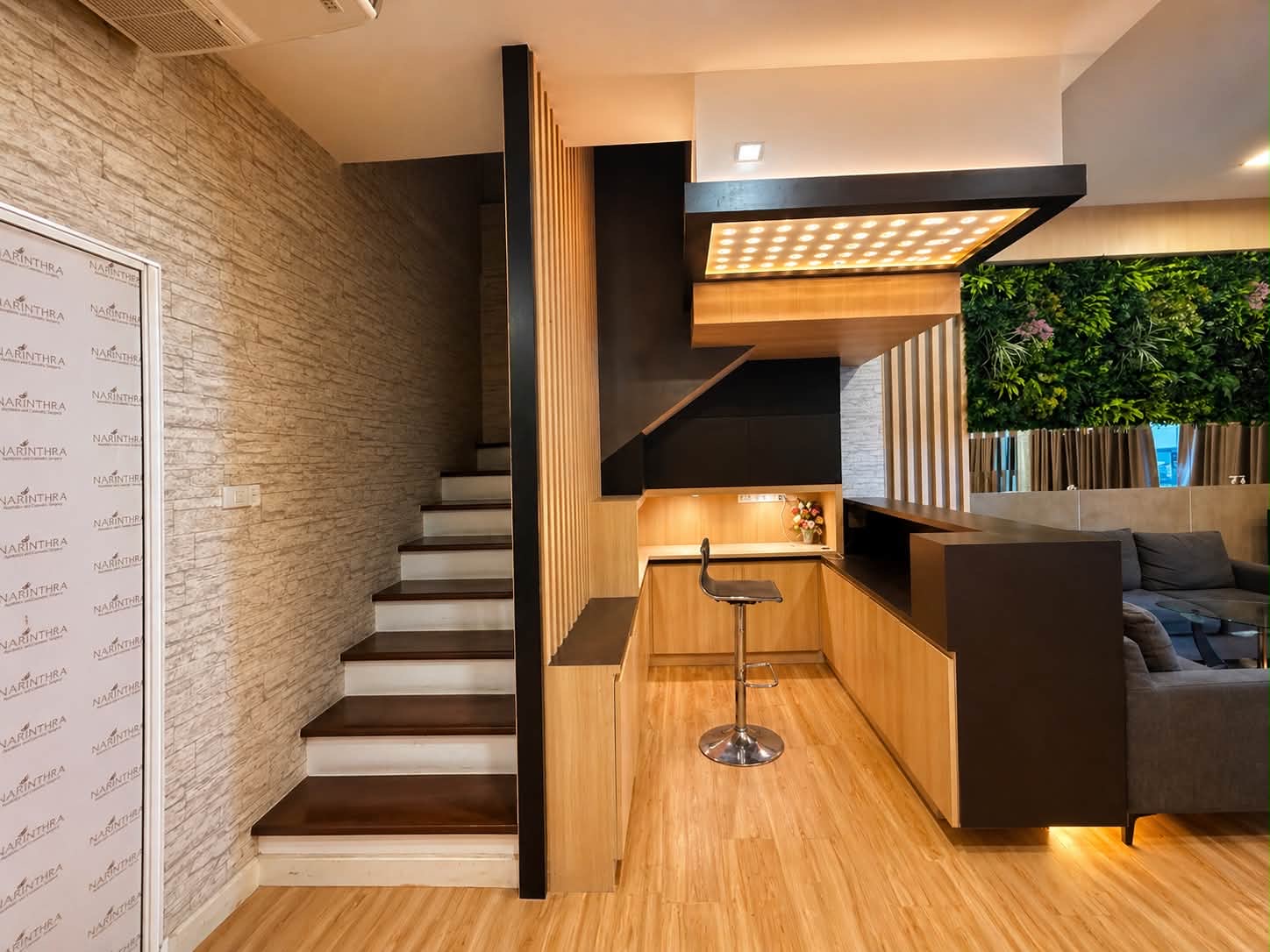 Home Office LM000802