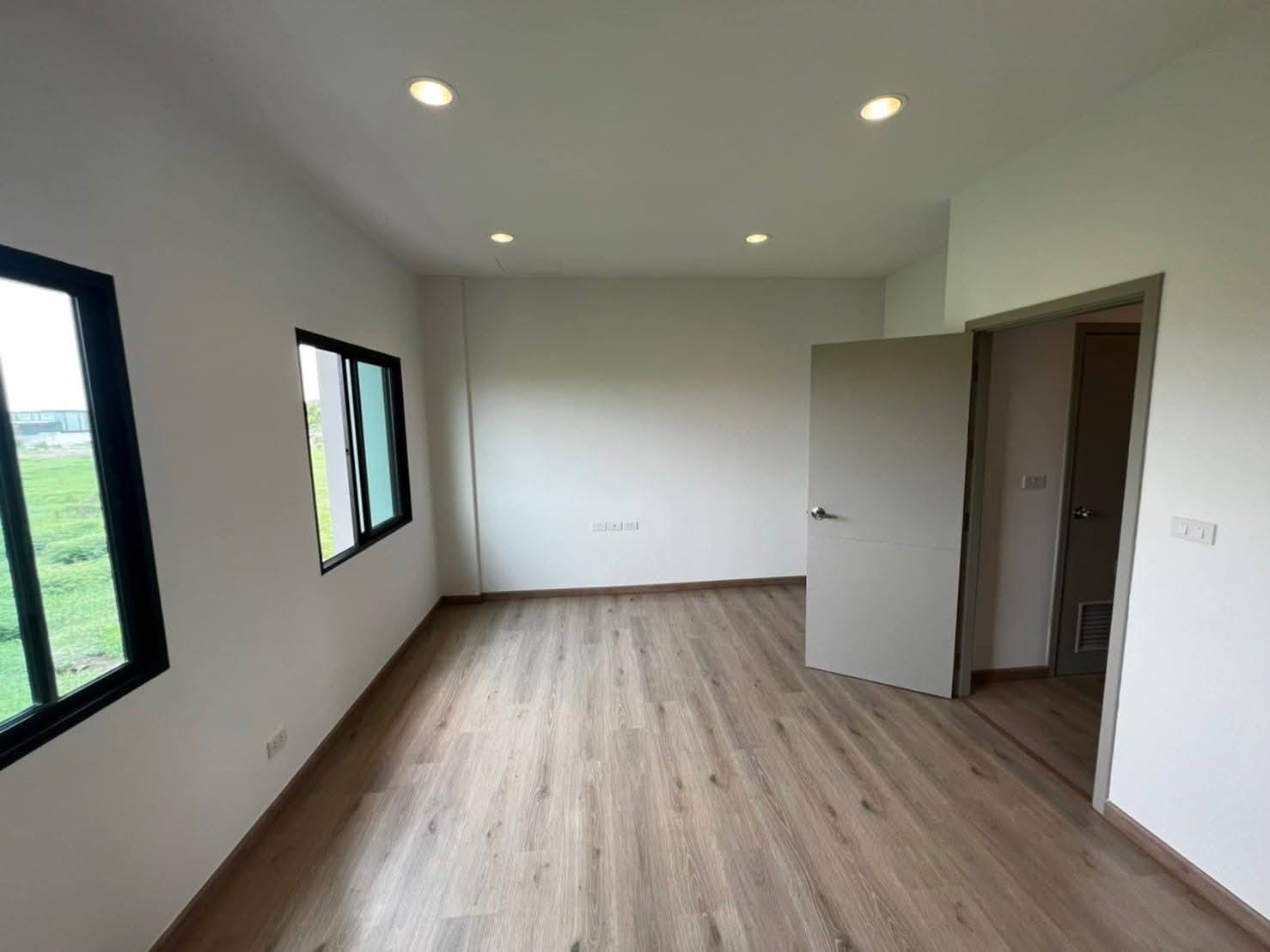 Home Office LM000803