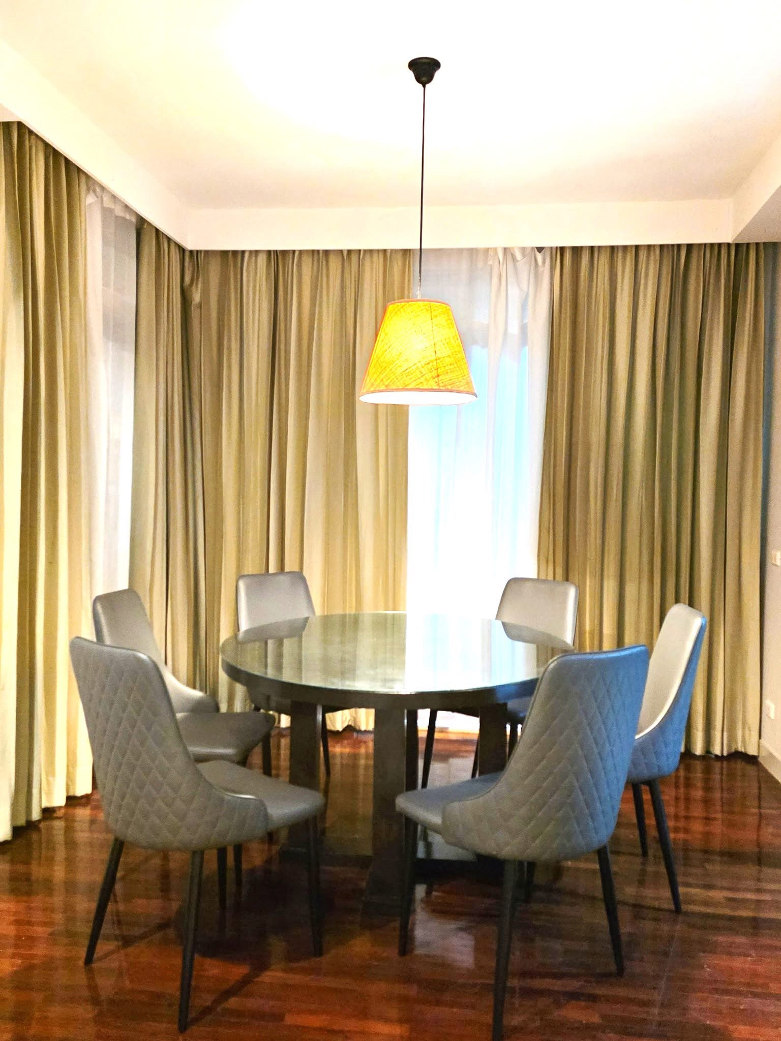 House LM000806