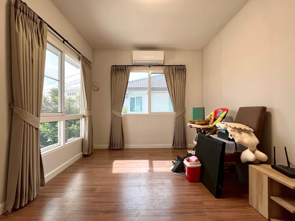 House LM000812