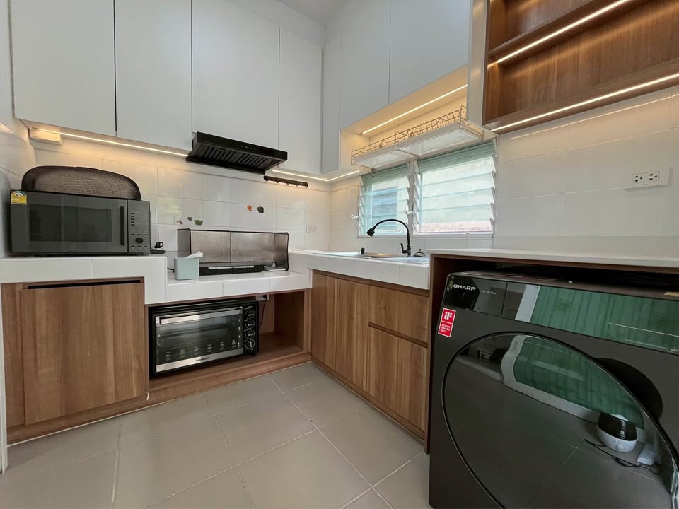 House LM000812