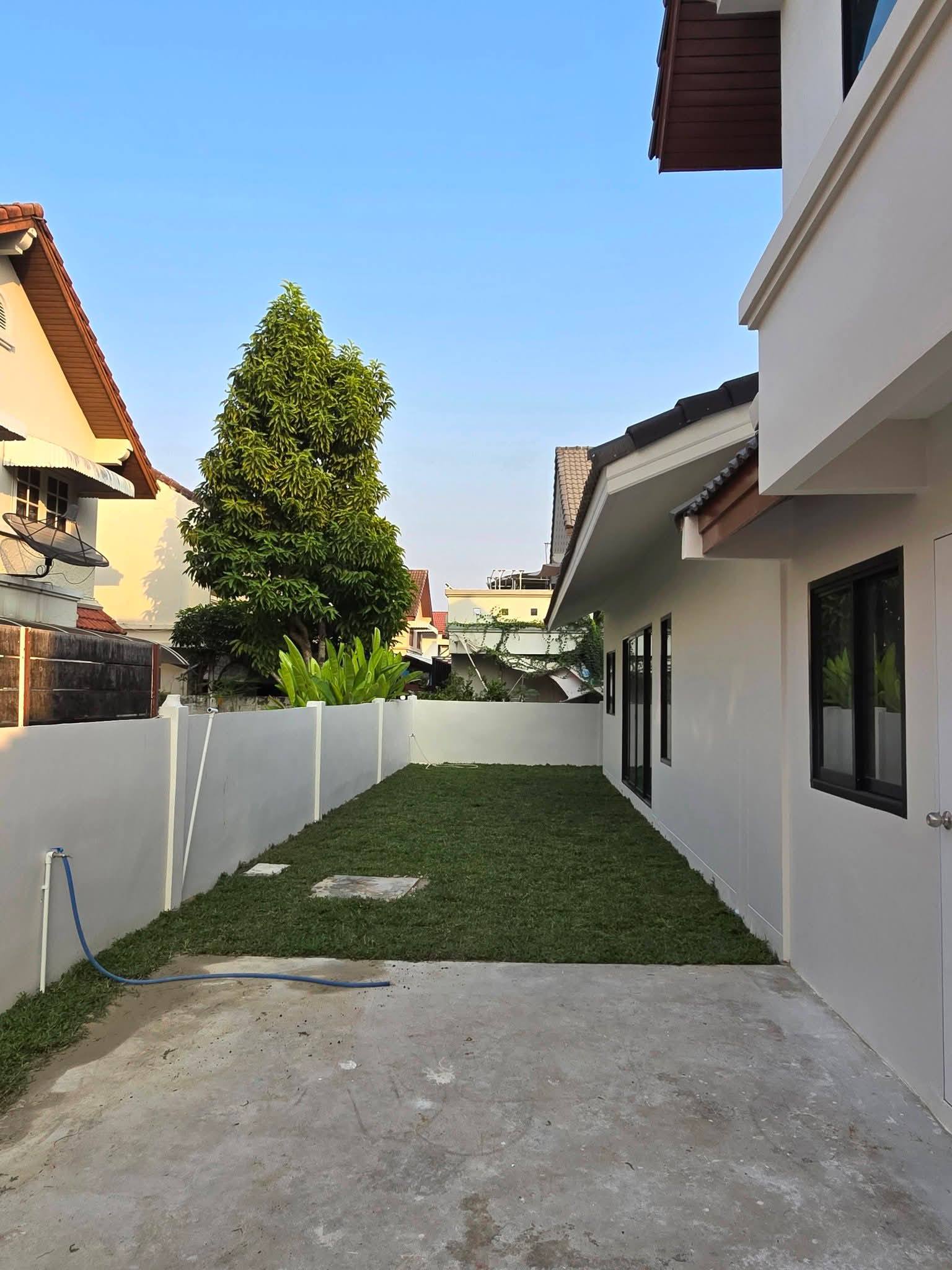House LM000817