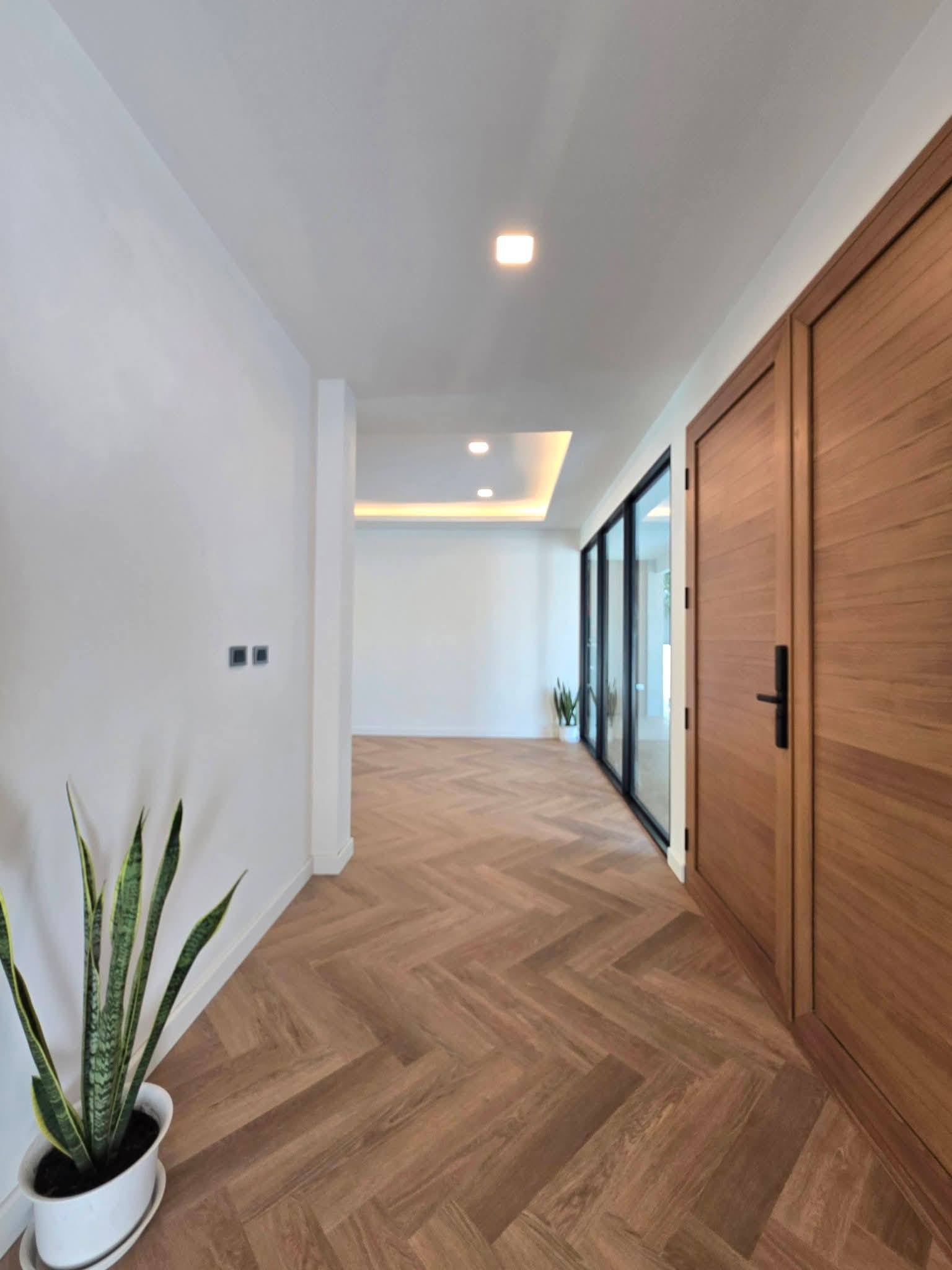 House LM000817