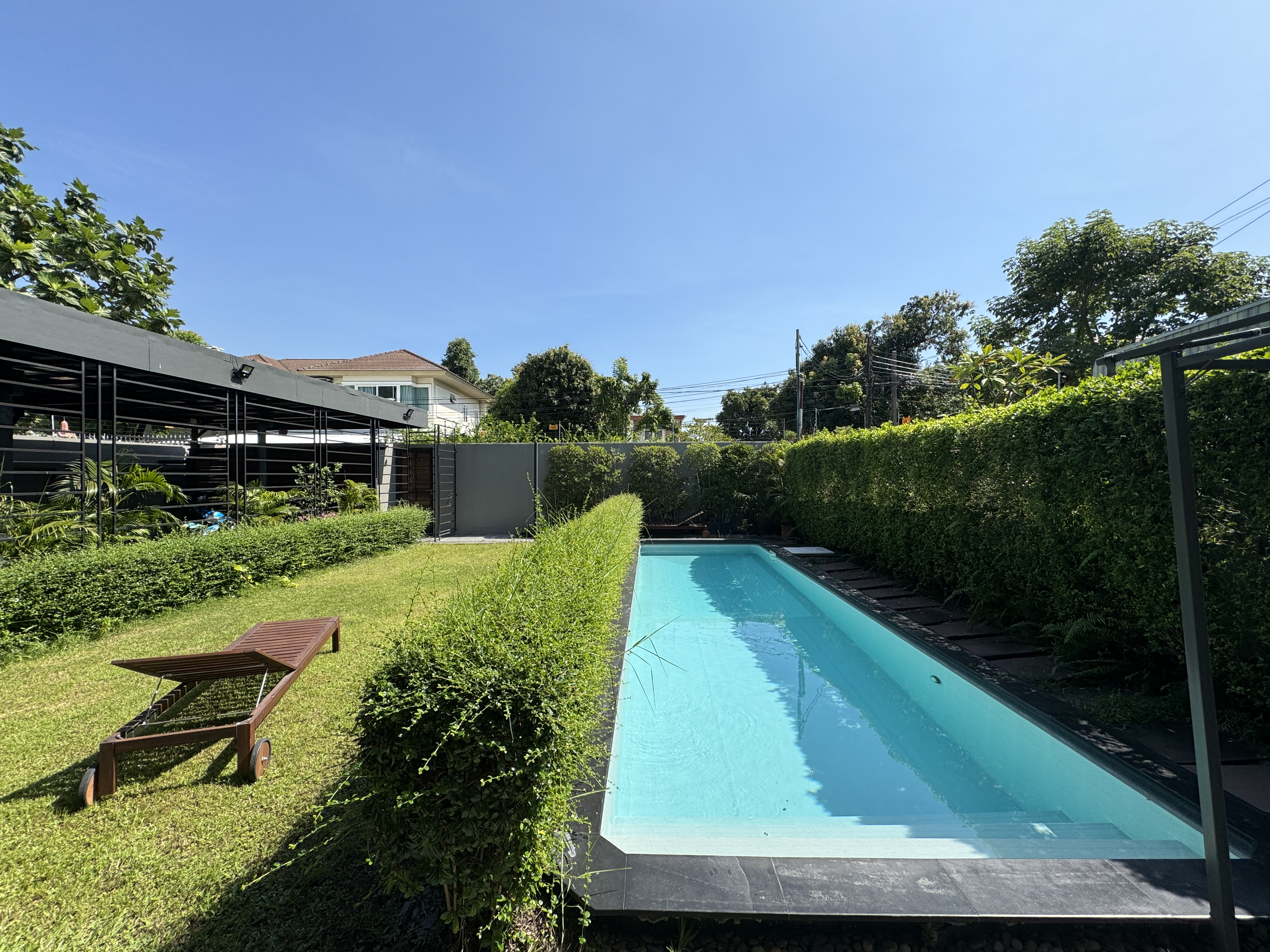 House LM000818