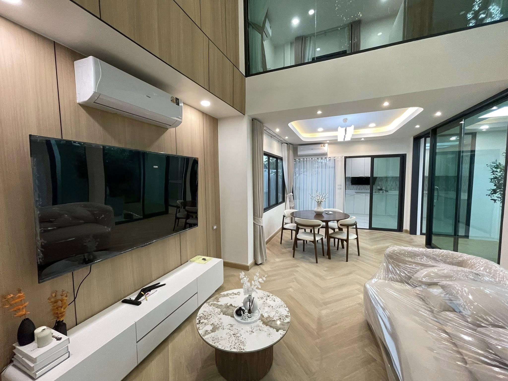 House LM000821