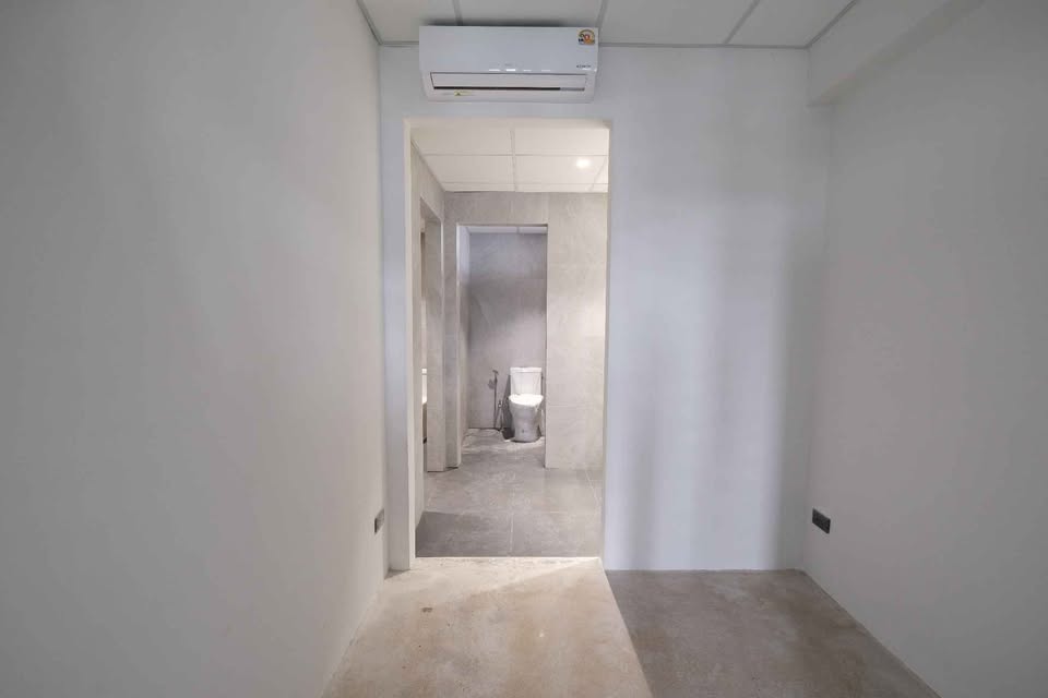 Home Office LM000823