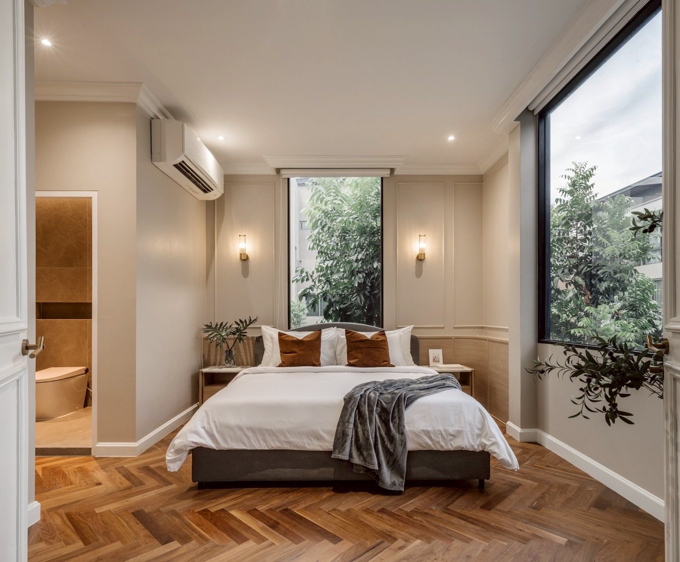 House LM000825