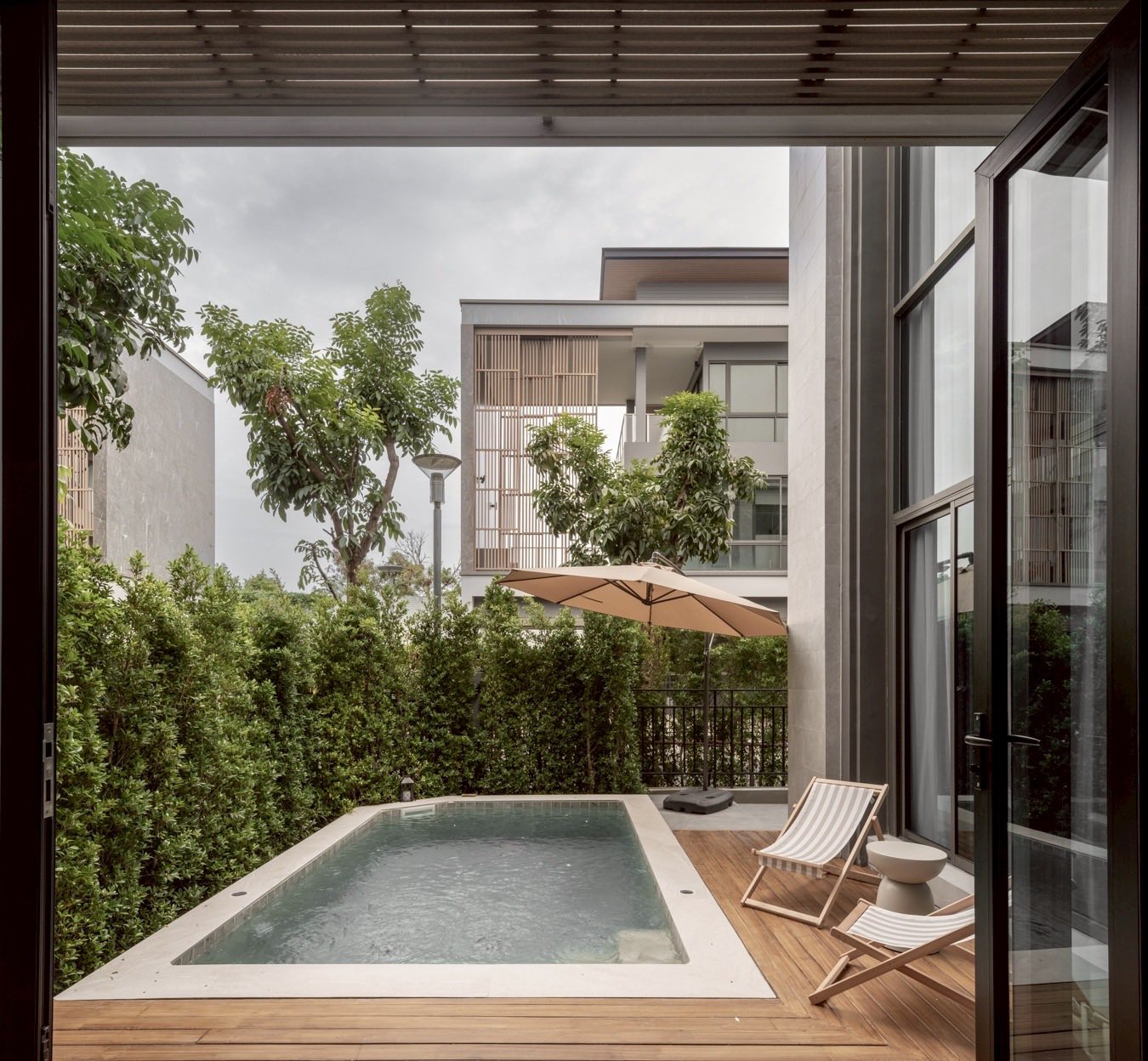 House LM000825