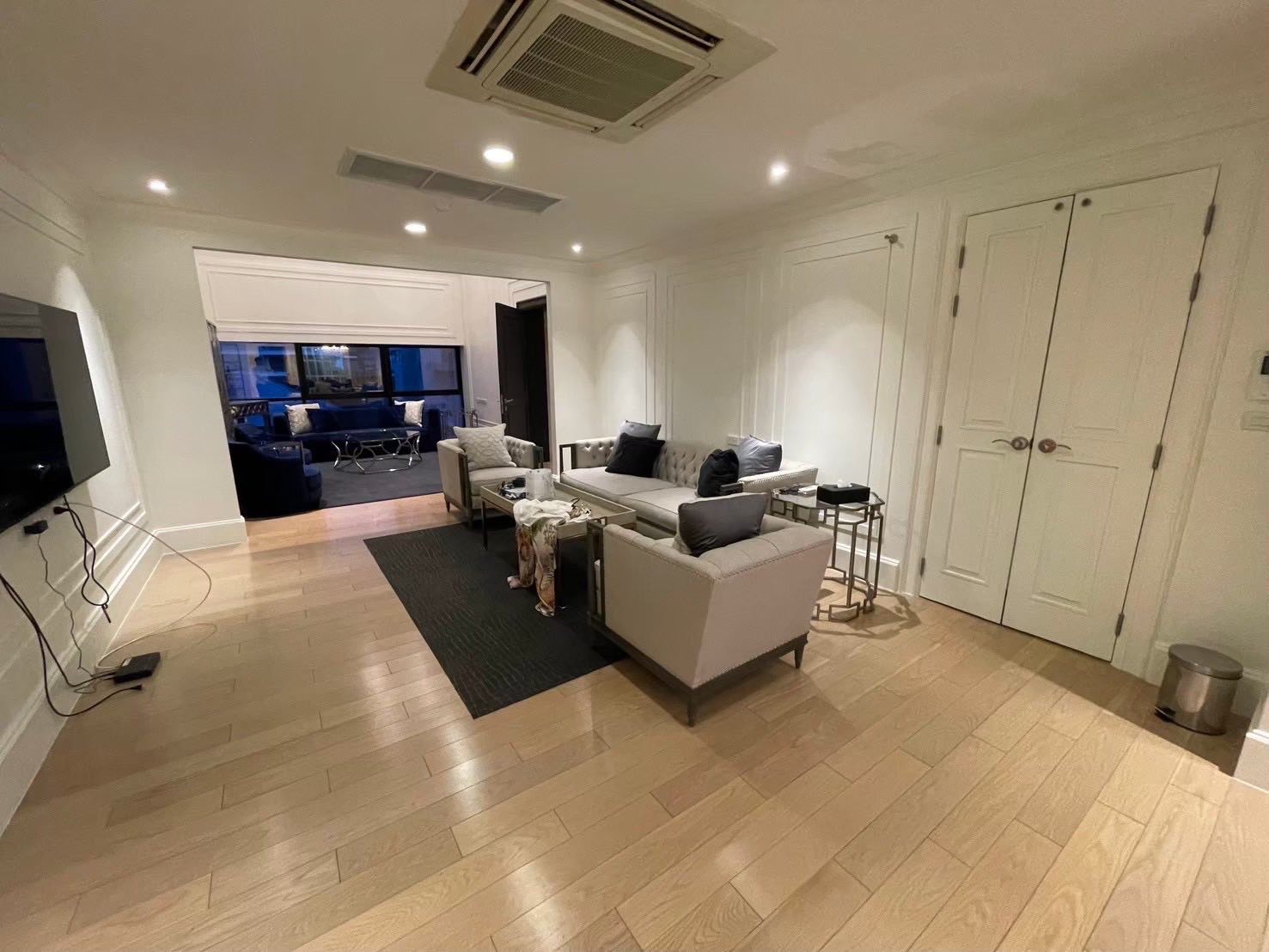 Home Office LM000827