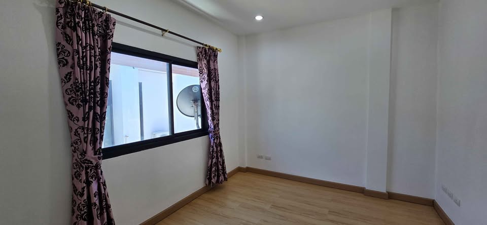 Home Office LM000832