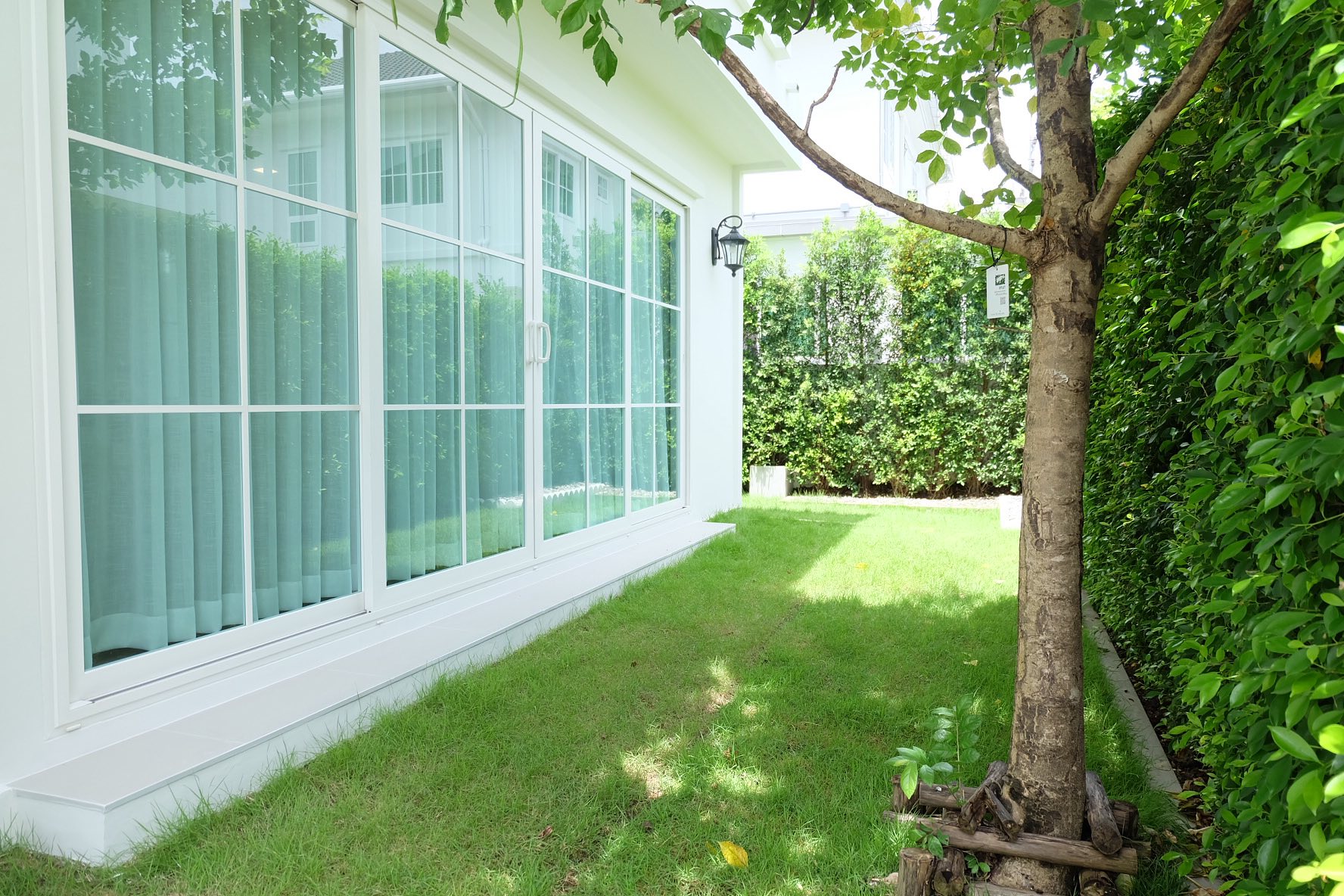 House LM000836