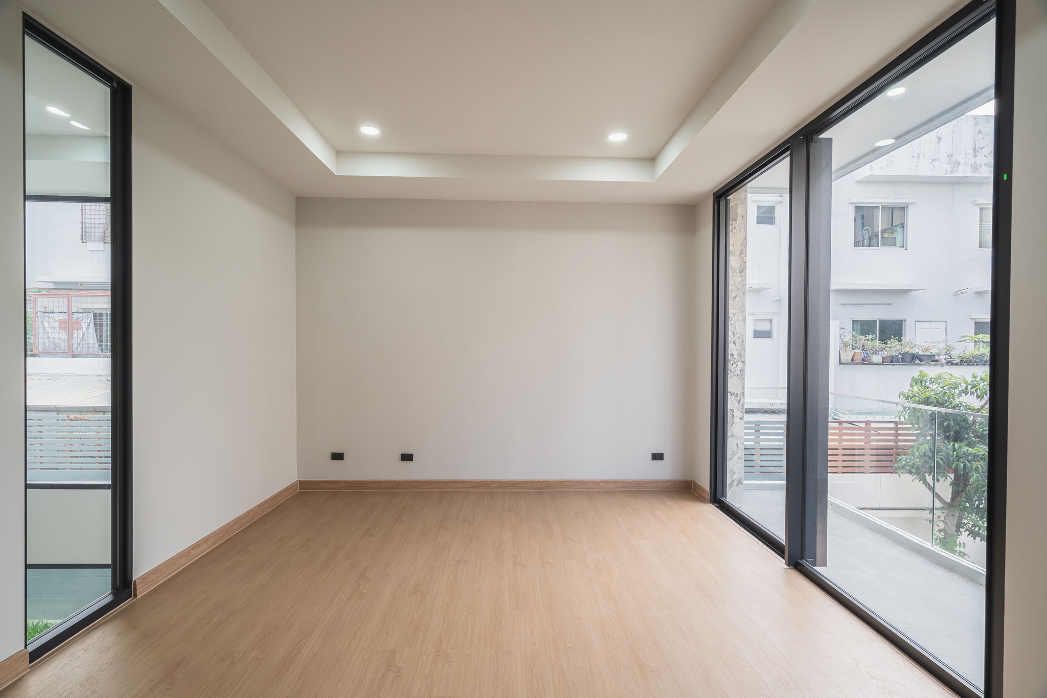 House LM000837