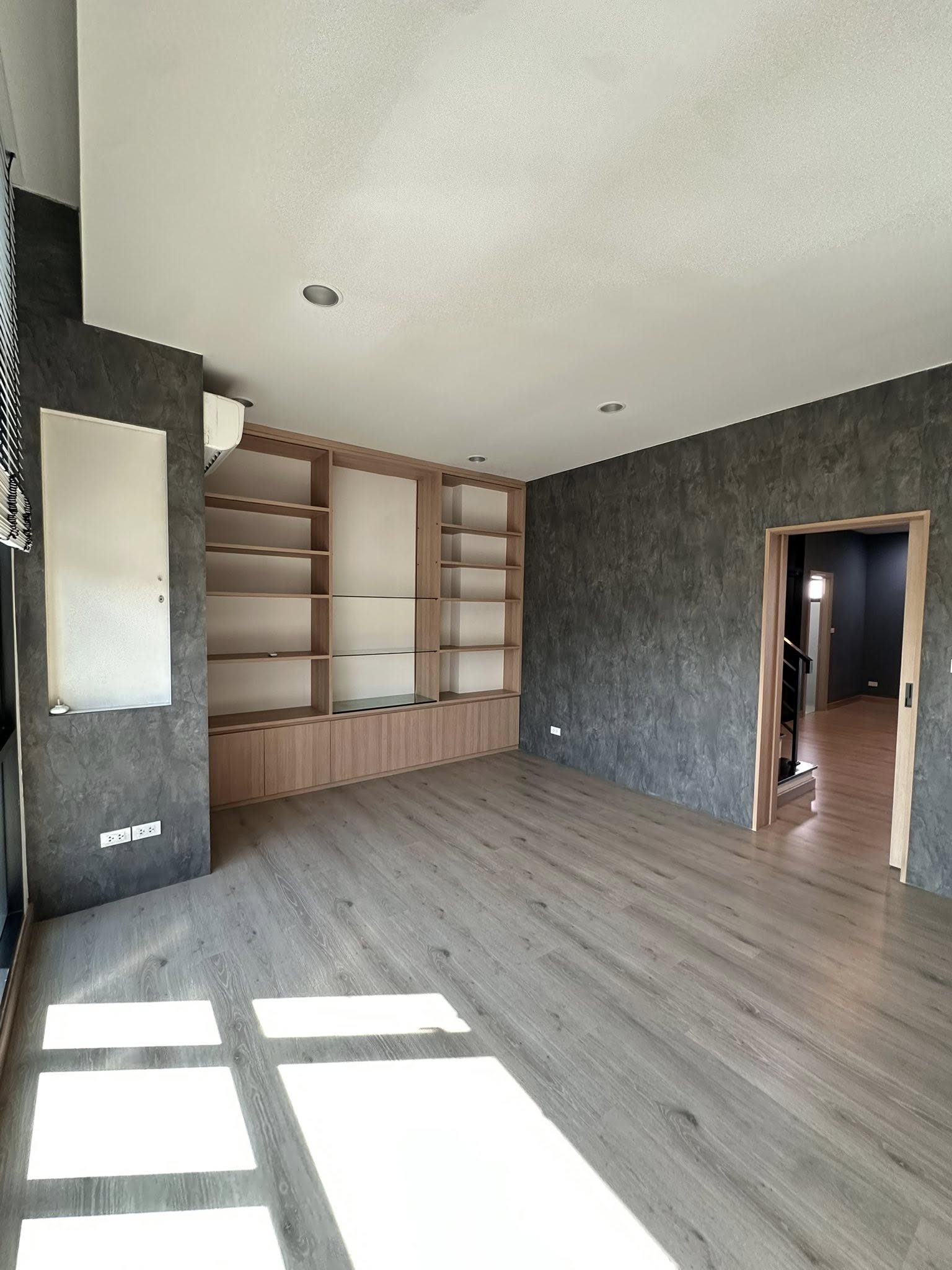 Home Office LM000838