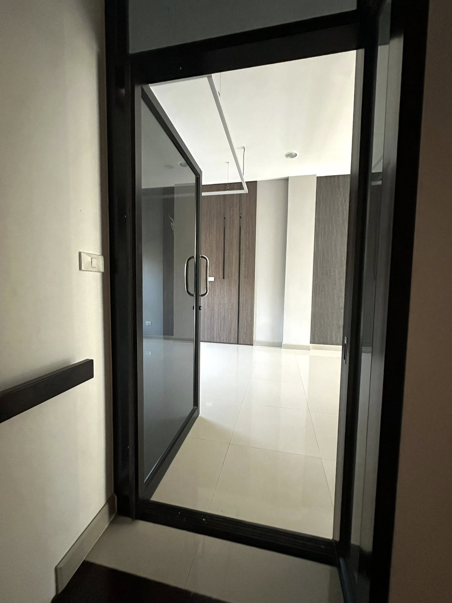 Home Office LM000838