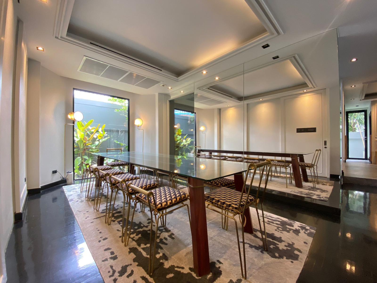 House LM000842