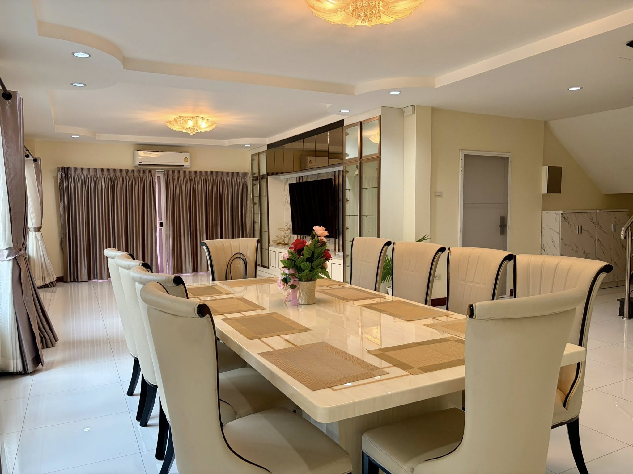 Home Office LM000845