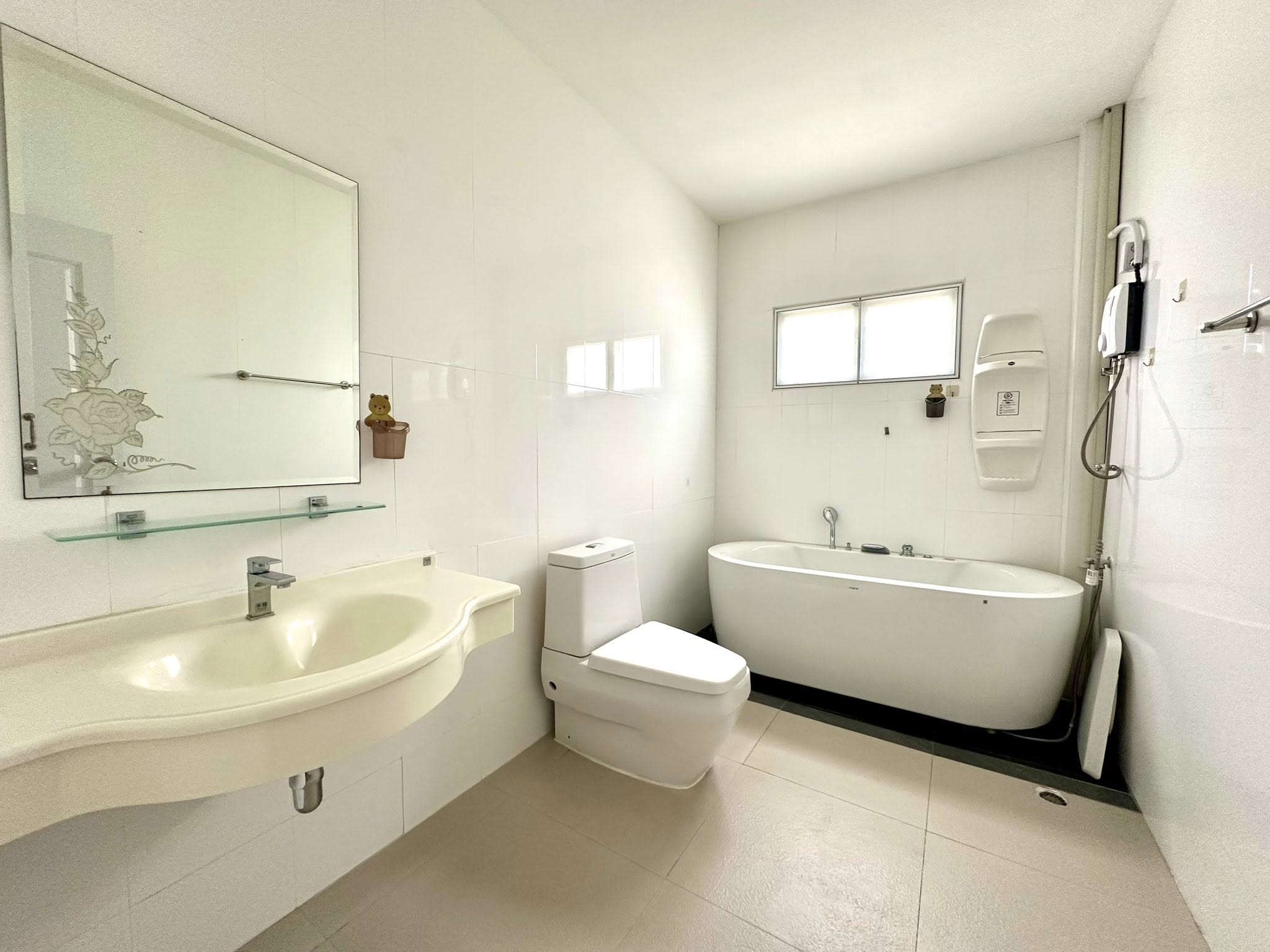 Home Office LM000845