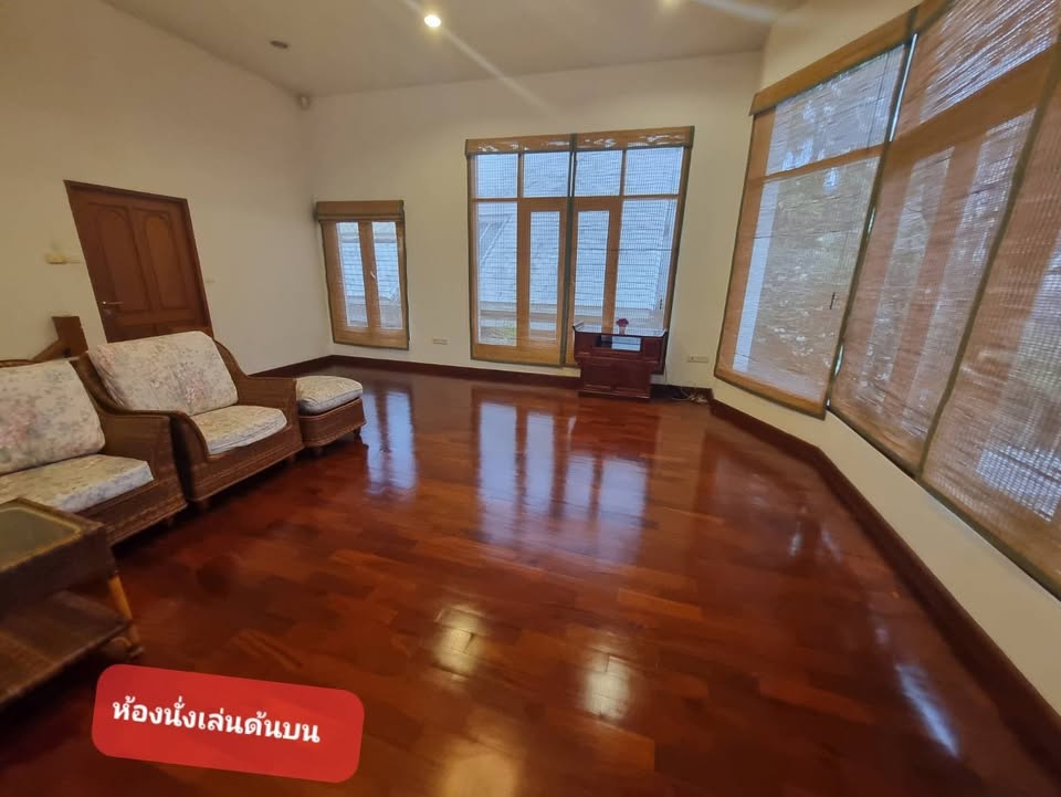 Home Office LM000847