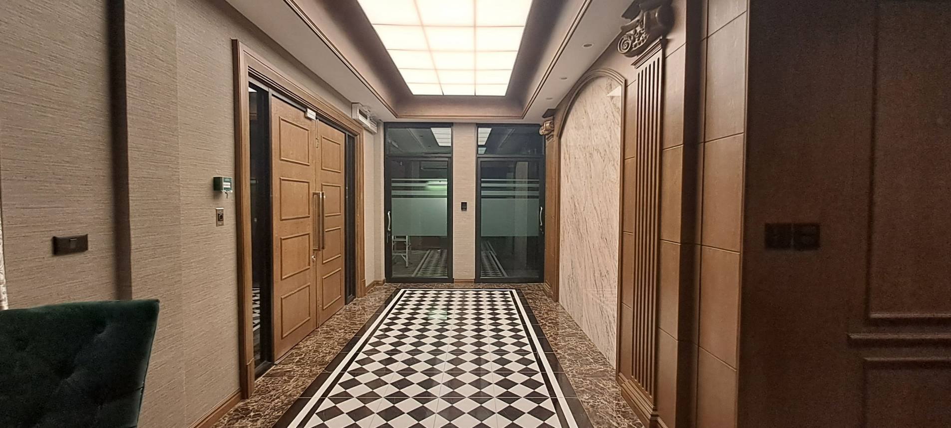 Home Office LM000848