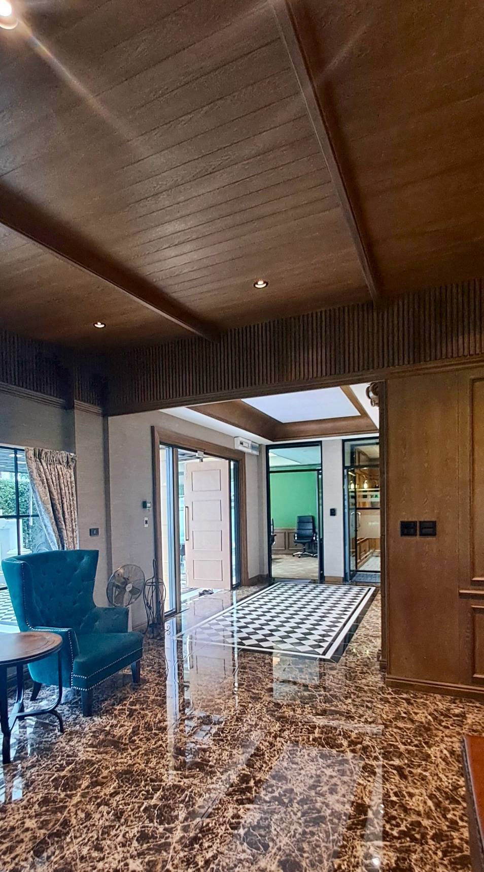 Home Office LM000848