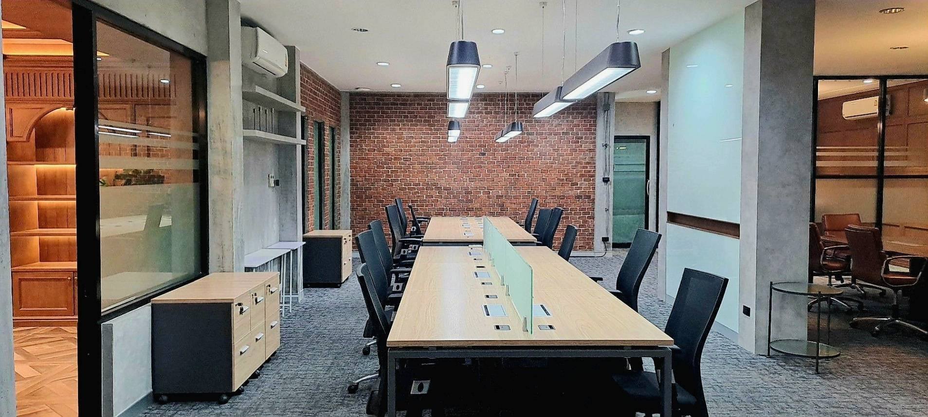 Home Office LM000848