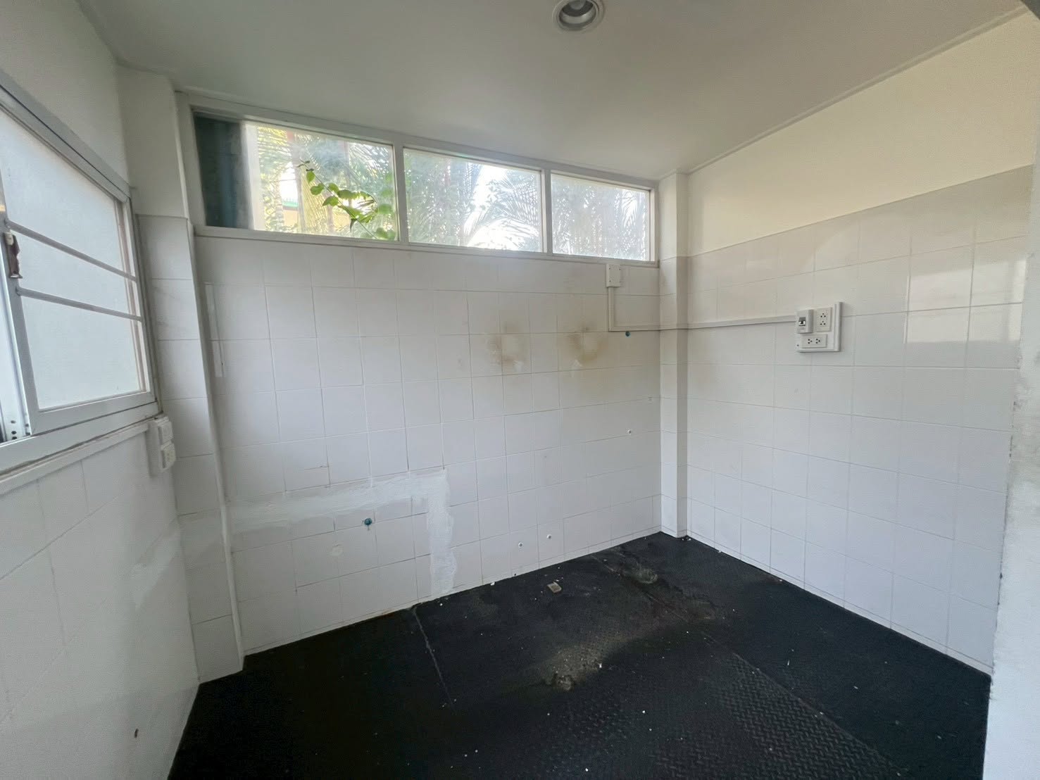 House LM000852