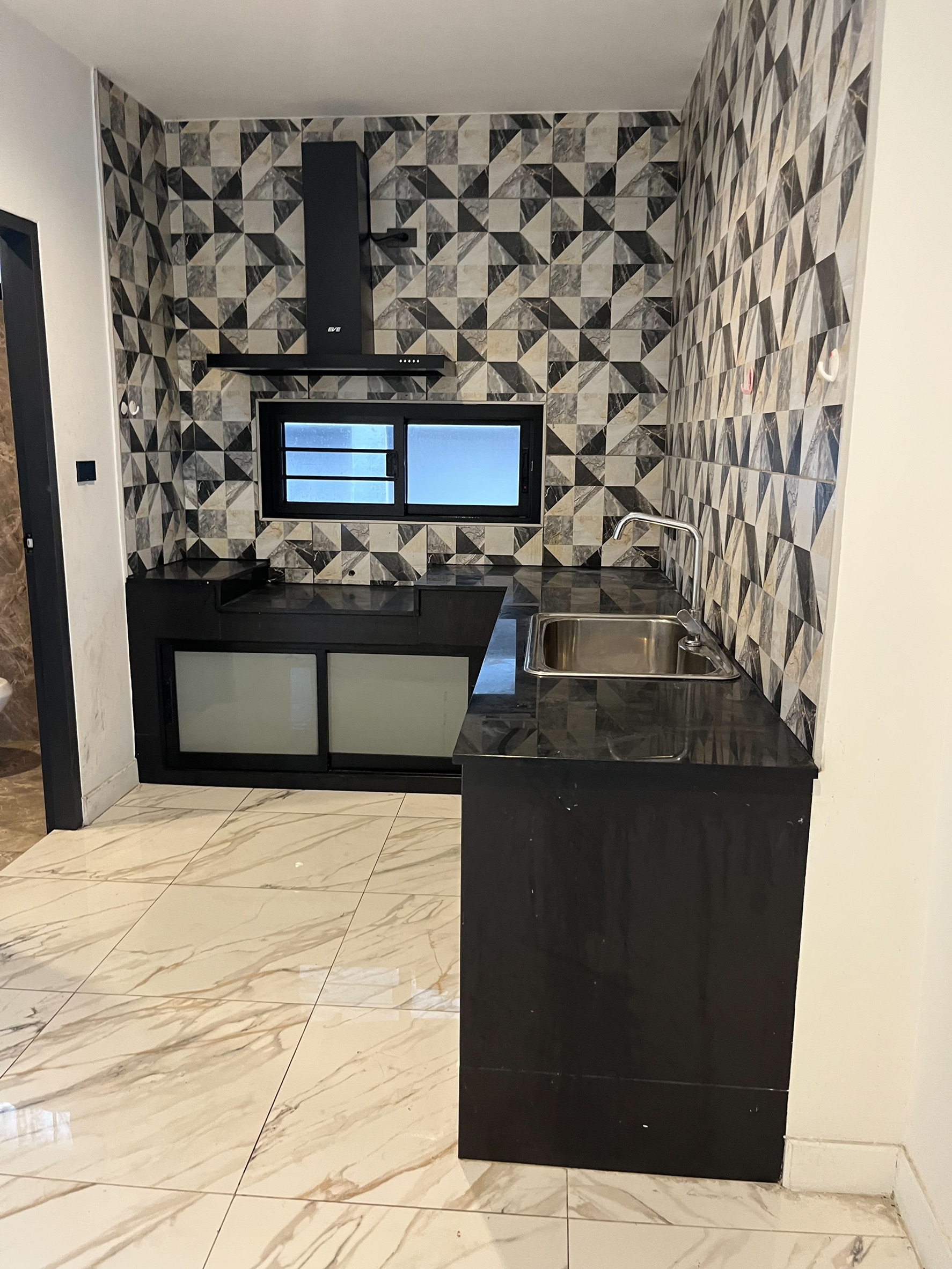 Home Office LM000855