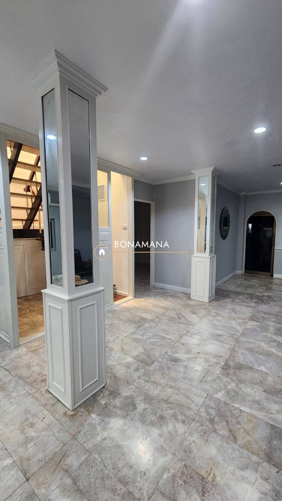House LM000856