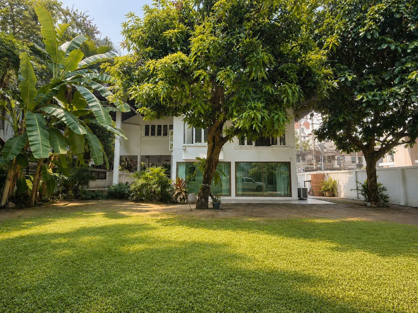 House LM000858