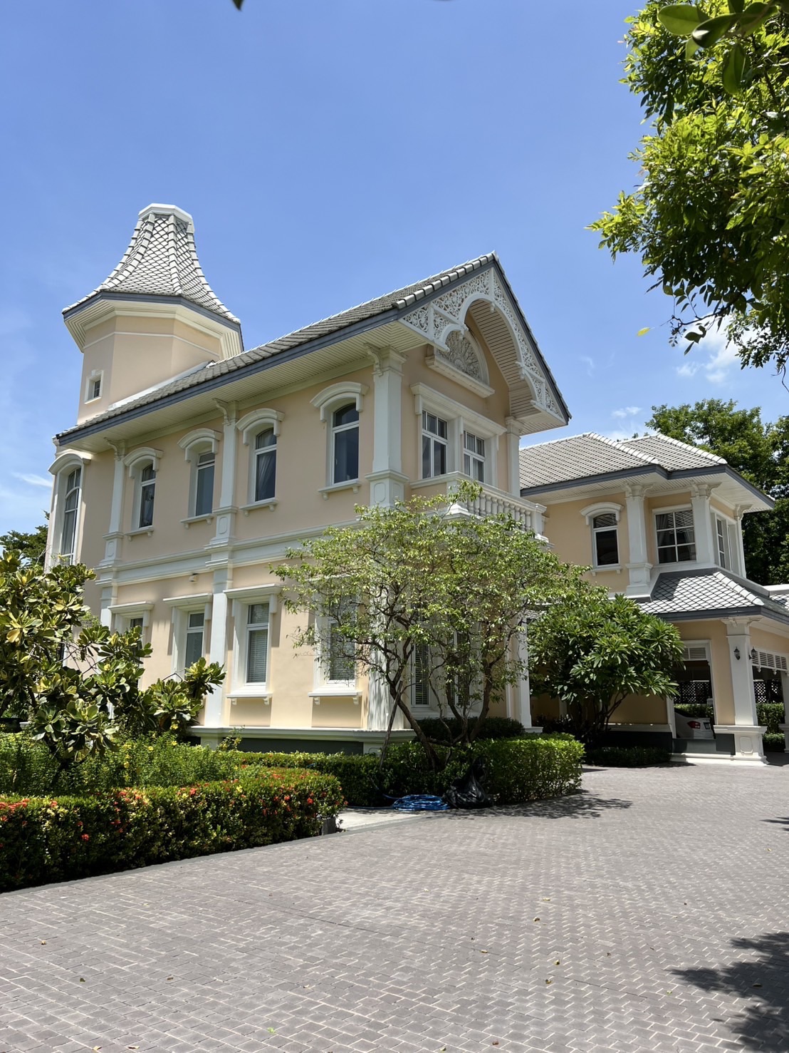 House LM000860