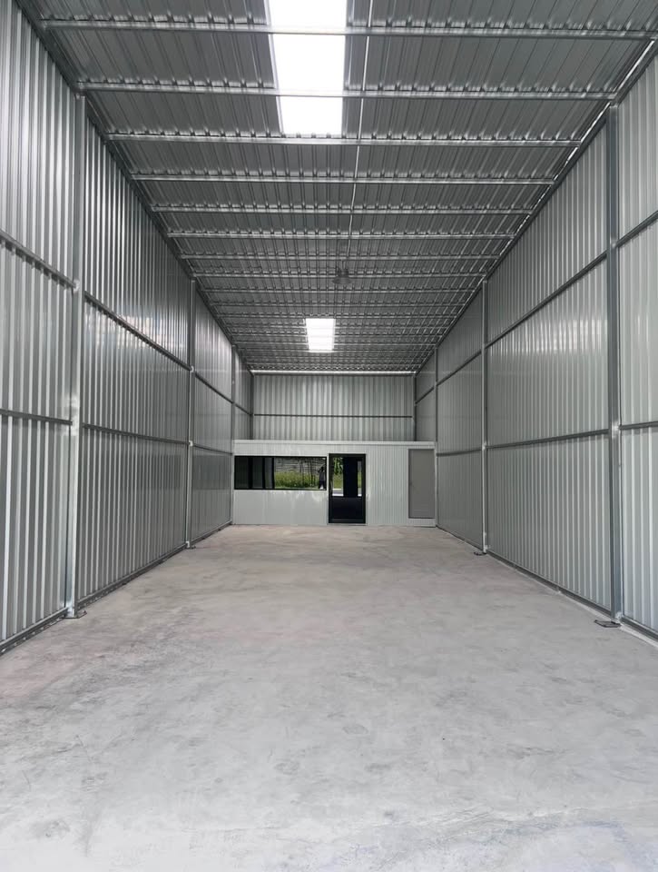 Warehouse LM000864