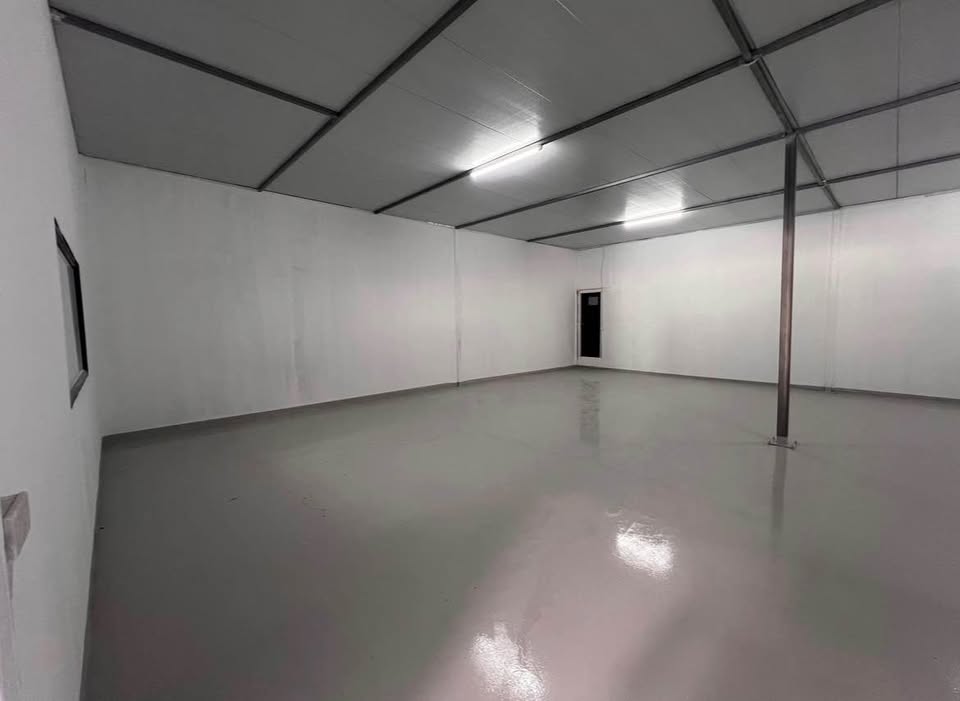 Warehouse LM000864