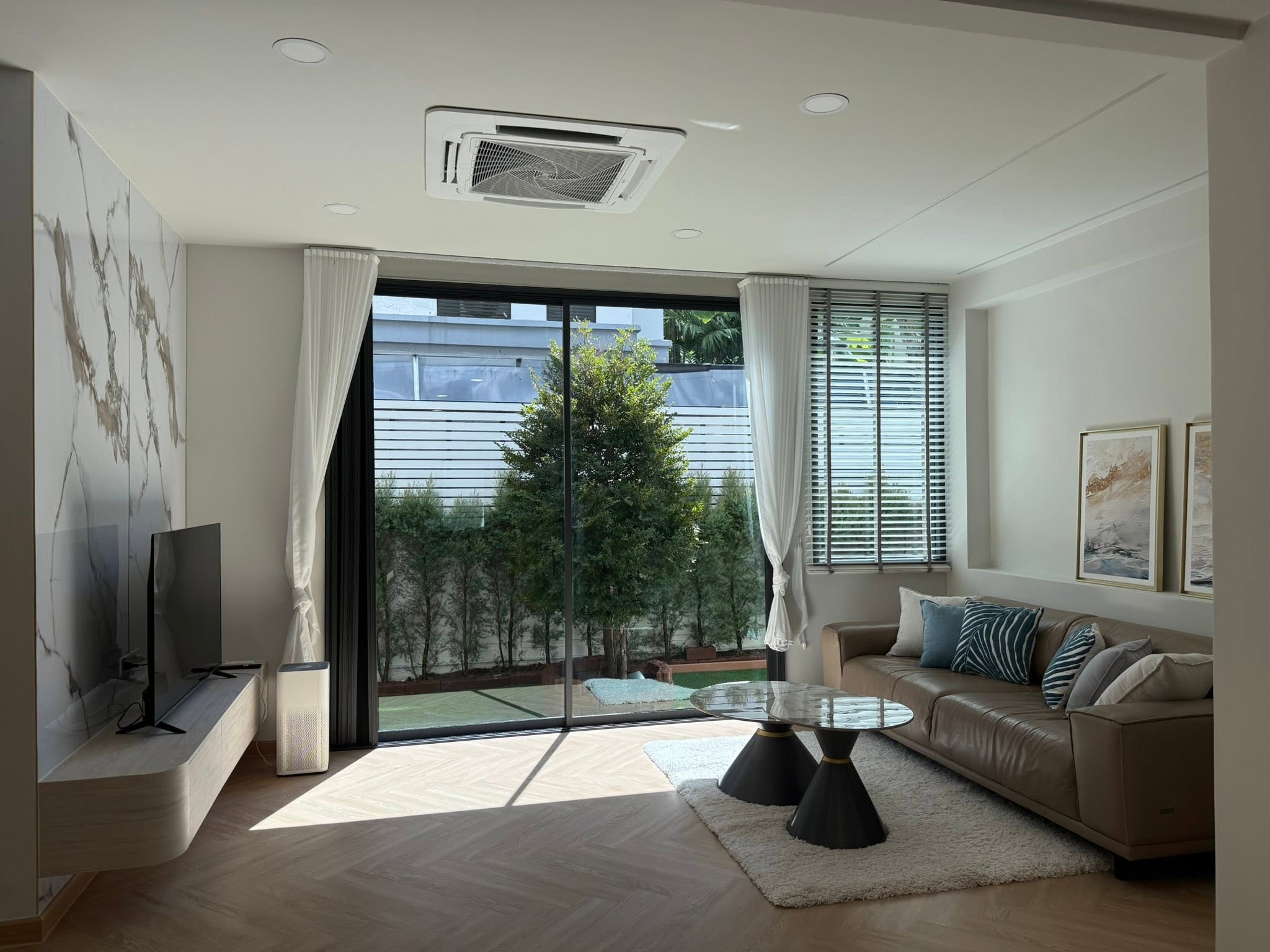 House LM000872
