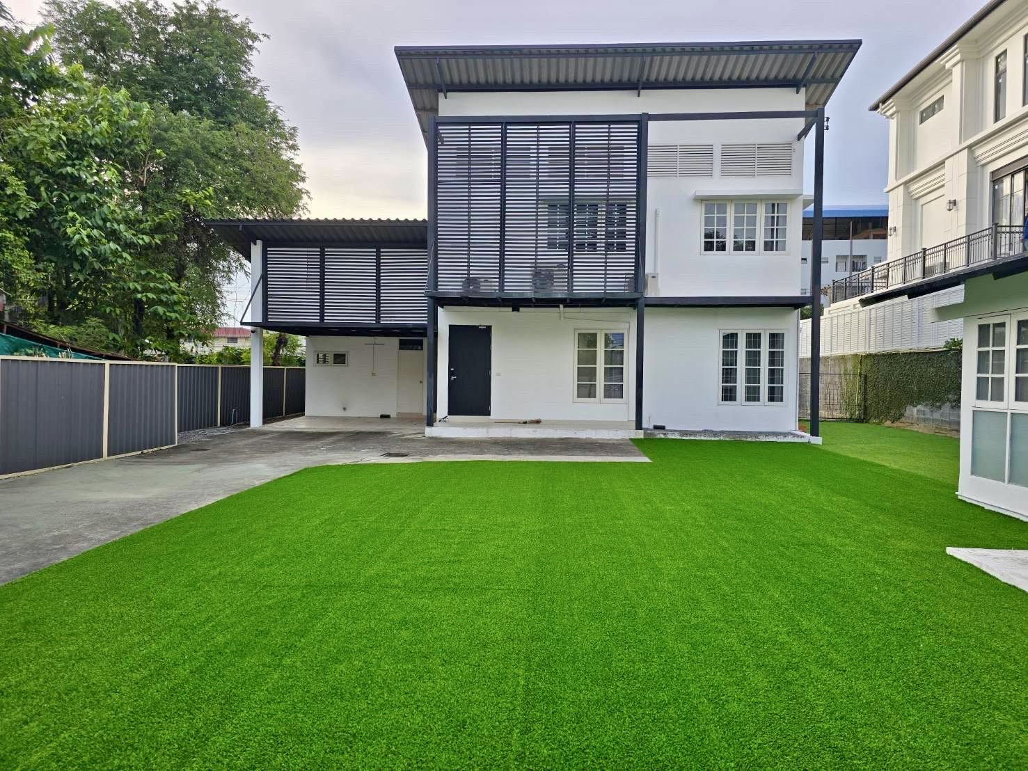 House LM000881