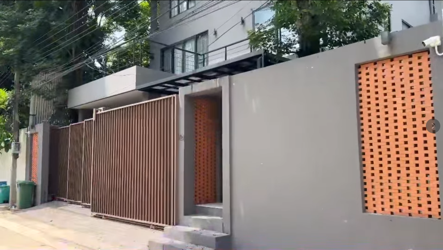 House LM000889