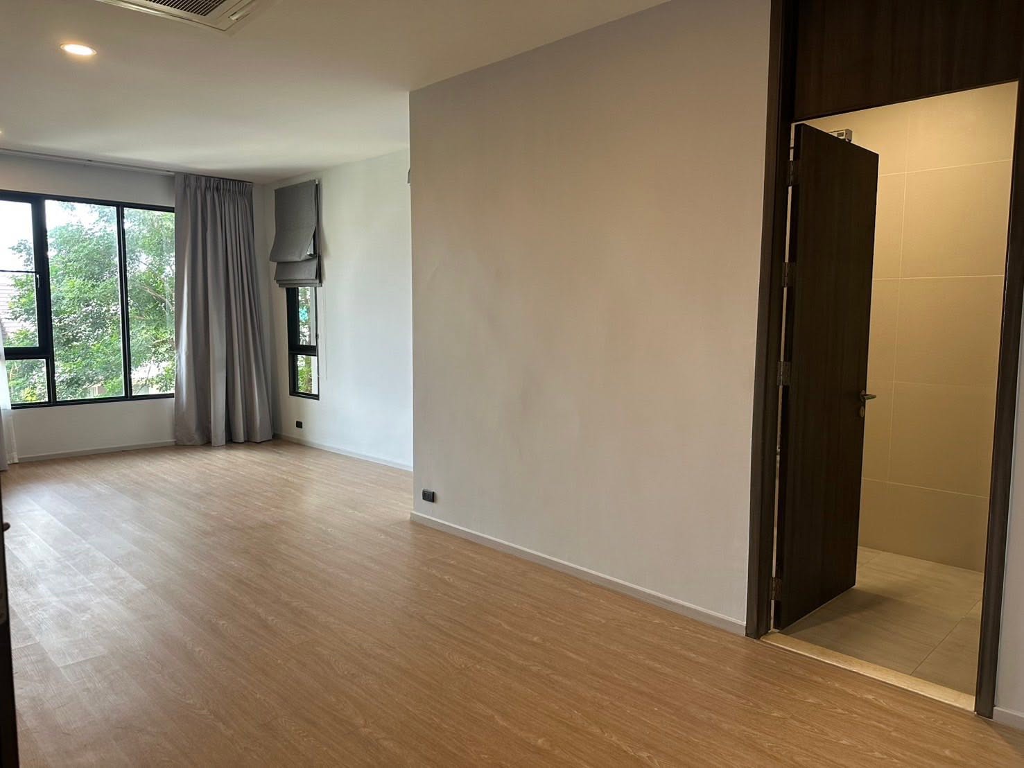 House LM000889