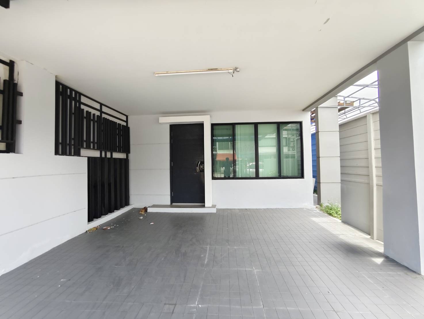 Home Office LM000891