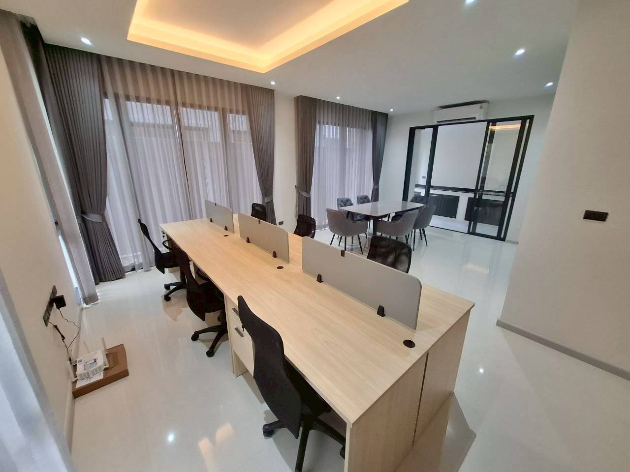 Home Office LM000892
