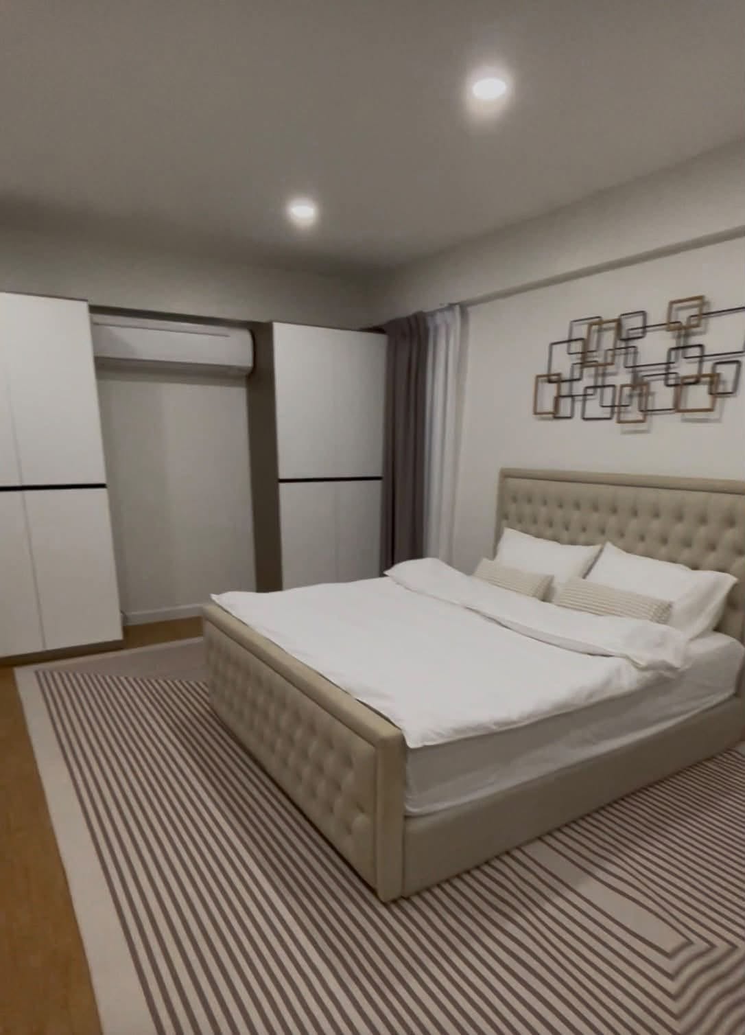 House LM000898