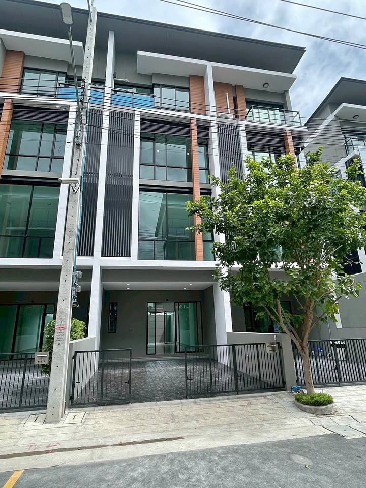 Home Office LM000906