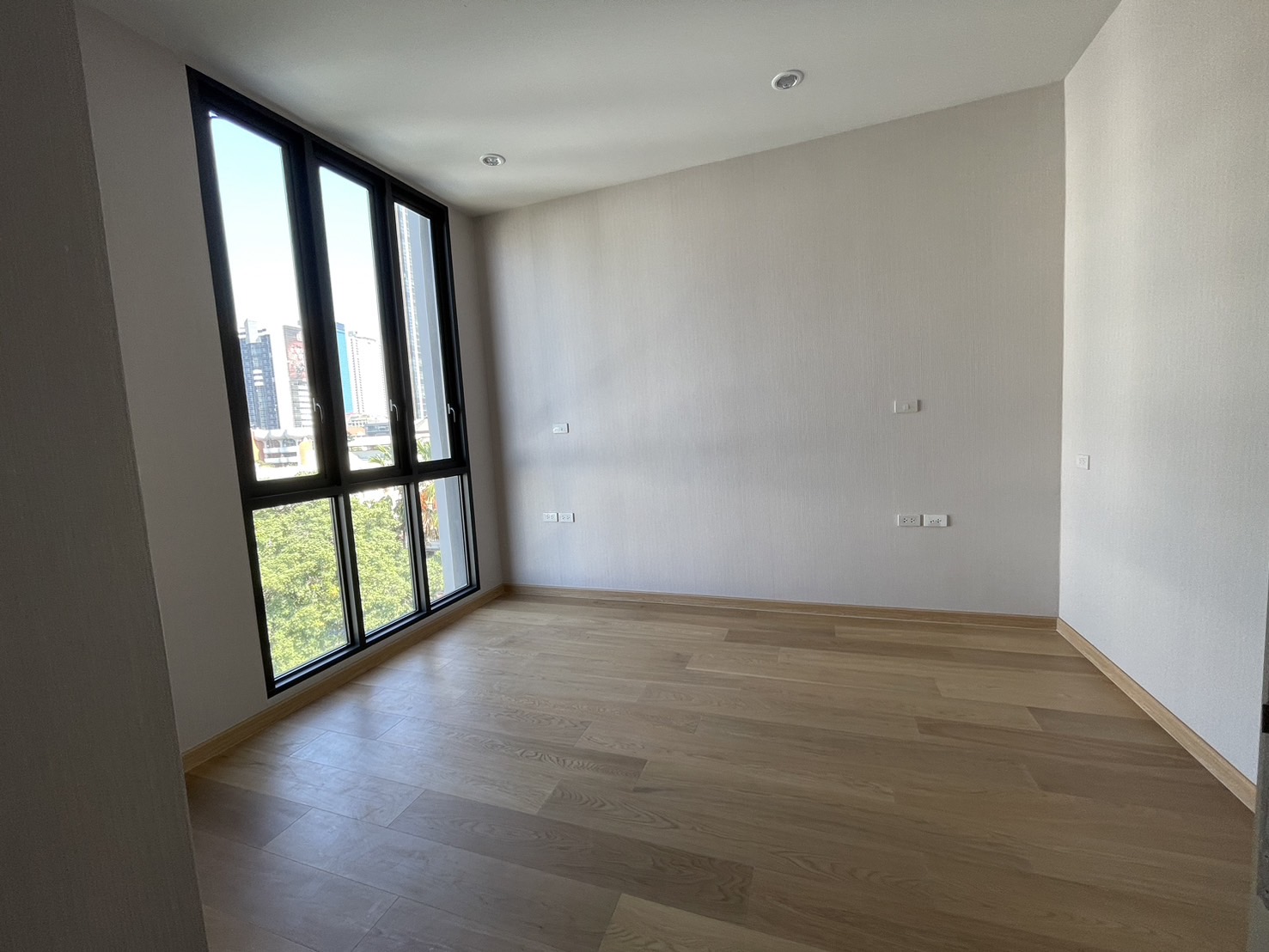 Home Office LM000910