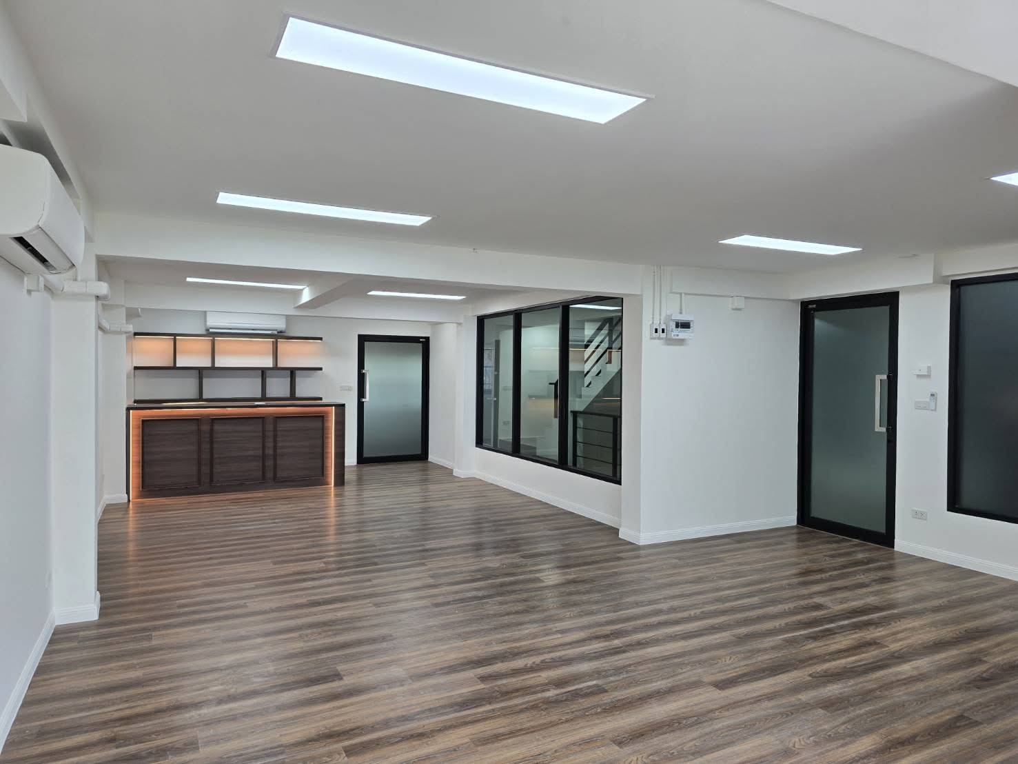 Office LM000915