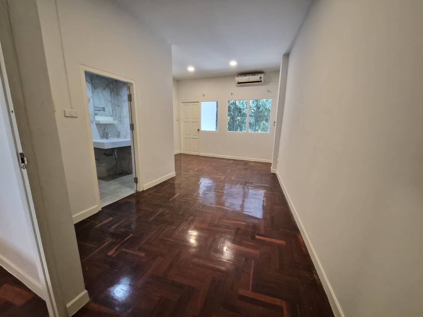 Townhouse LM000918