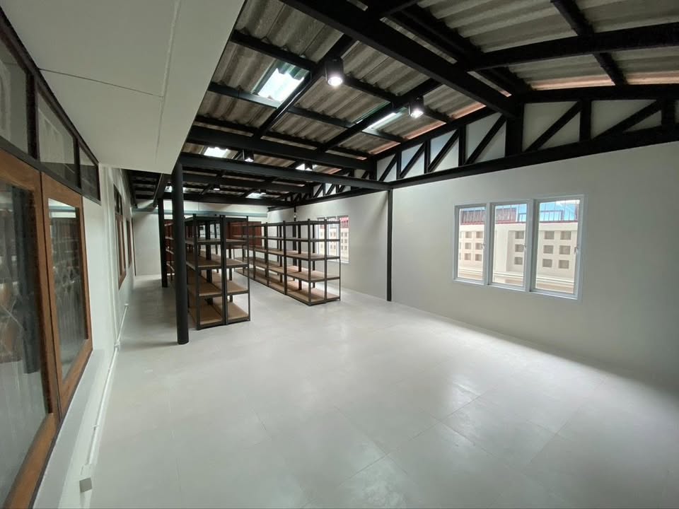Home Office LM000929