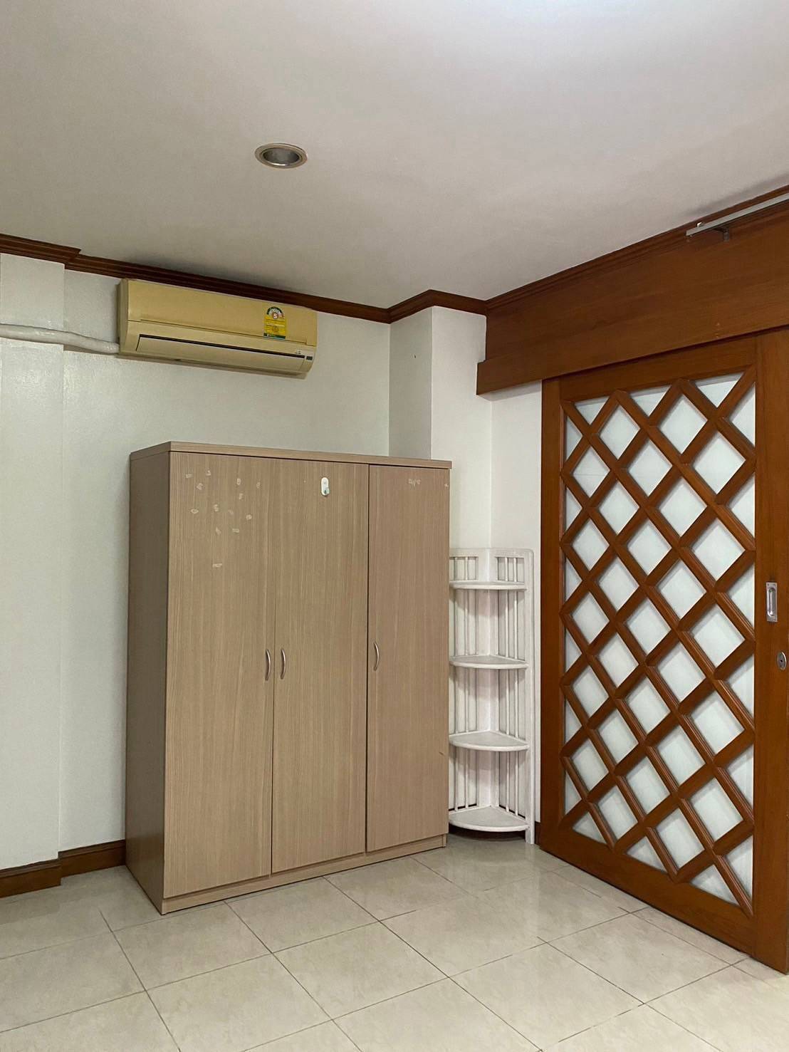 Townhouse LM000932